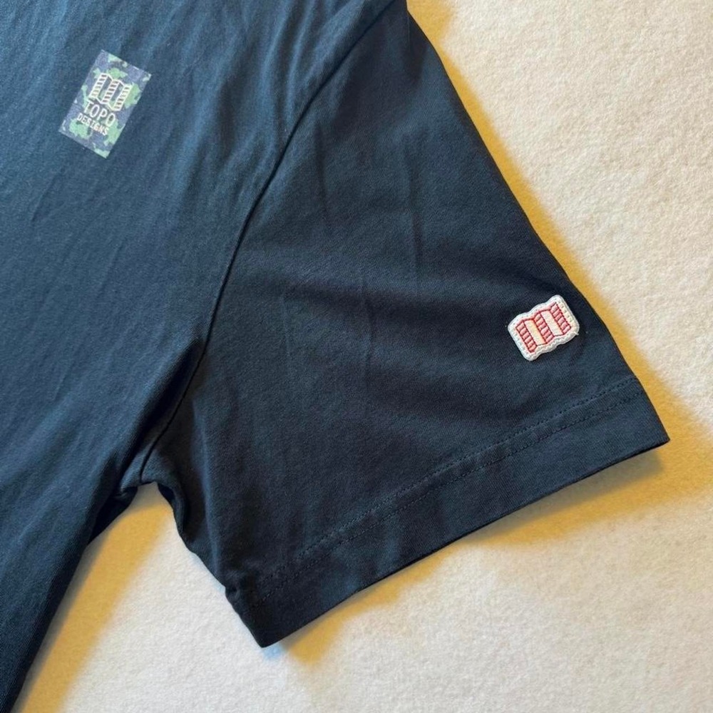 Black Topo Athletic T-shirt with camouflage patch Size M - Picture 3 of 6